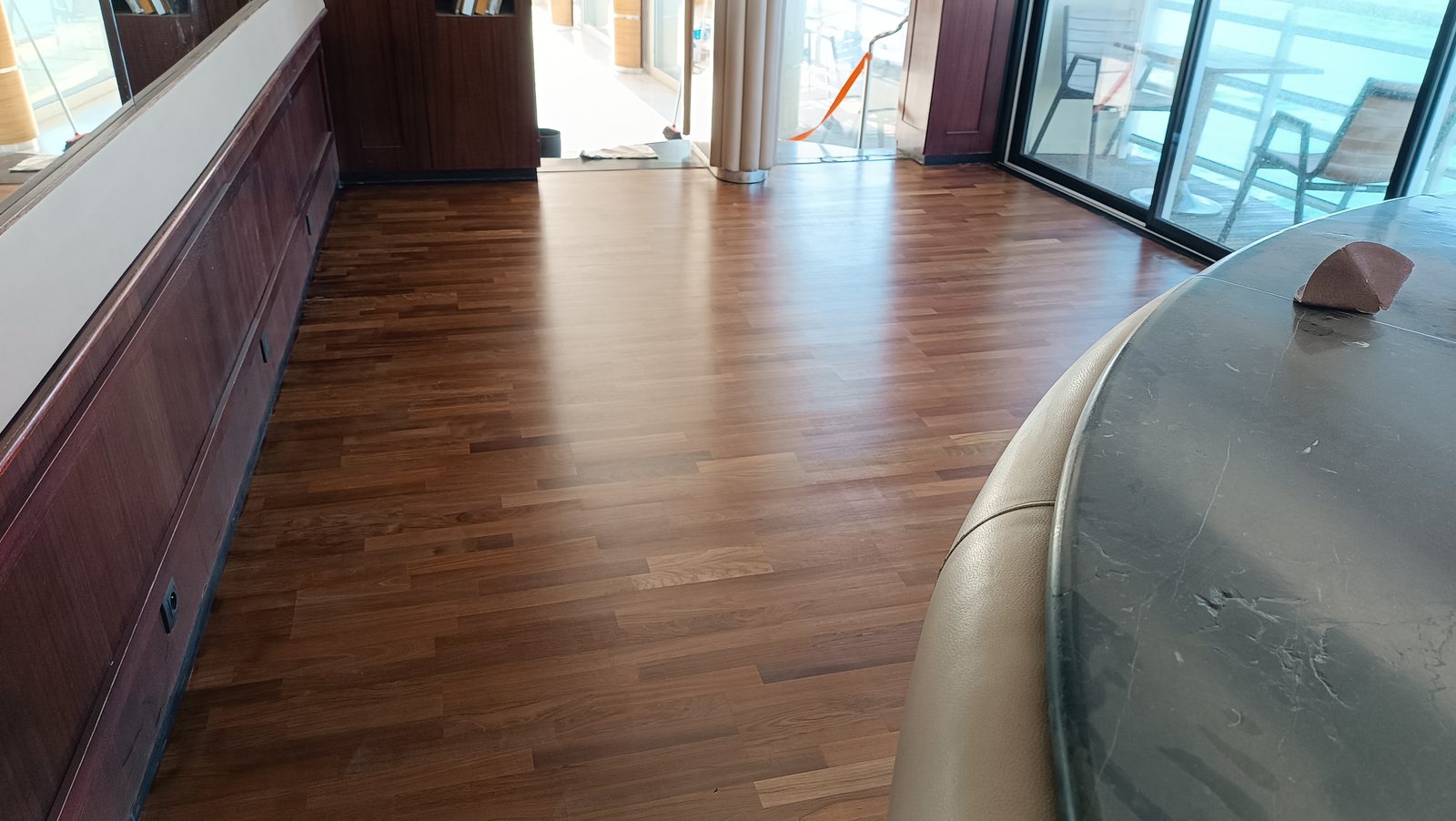 Rénovation d'un parquet contrecollé Merbeau